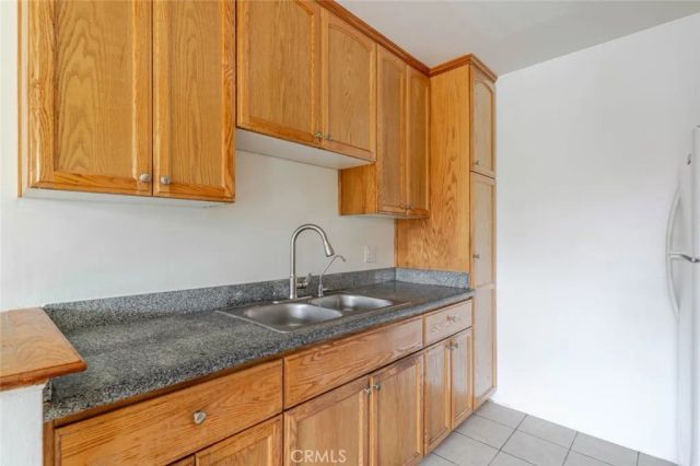 4514 Franklin Avenue 5, Los Angeles, CA 90027