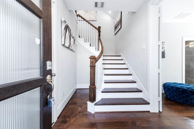 11027 Acorn Falls Drive, Houston, TX 77043