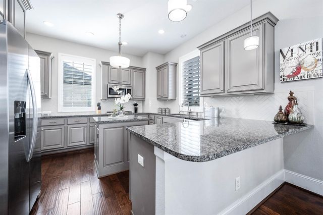 11027 Acorn Falls Drive, Houston, TX 77043