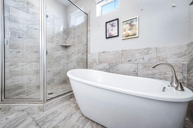 11027 Acorn Falls Drive, Houston, TX 77043