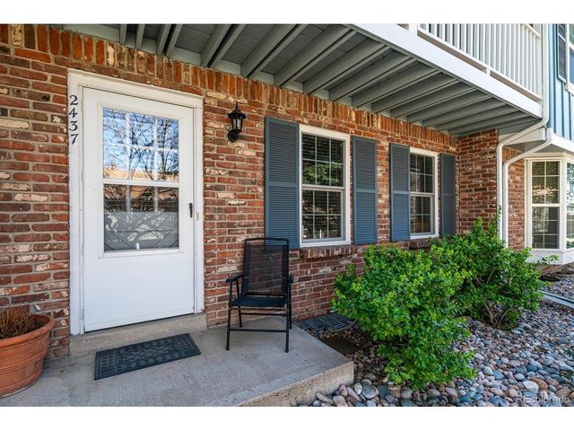 2437 E Geddes Pl, Centennial, CO 80122