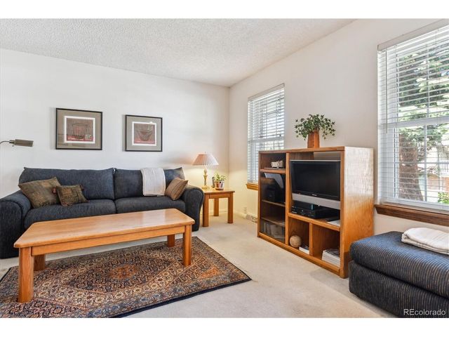 2437 E Geddes Pl, Centennial, CO 80122