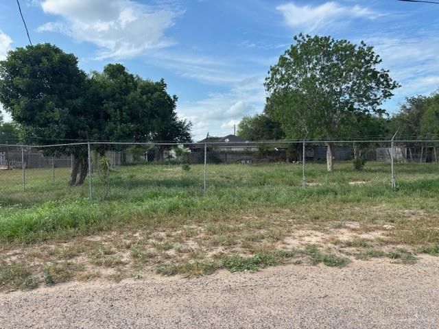 215 Lincoln Avenue, Edinburg, TX 78542