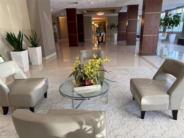 4250 Galt Ocean Drive 11J, Fort Lauderdale, FL 33308