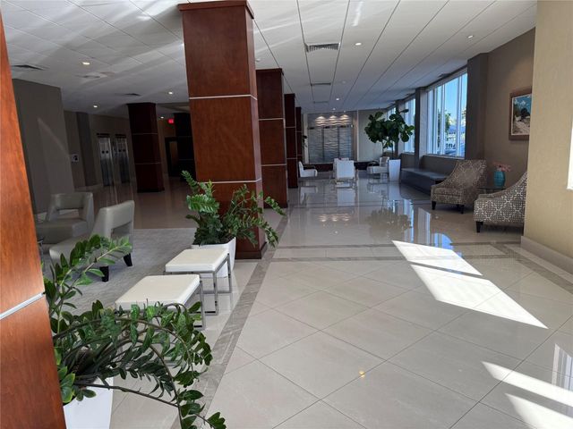 4250 Galt Ocean Drive 11J, Fort Lauderdale, FL 33308