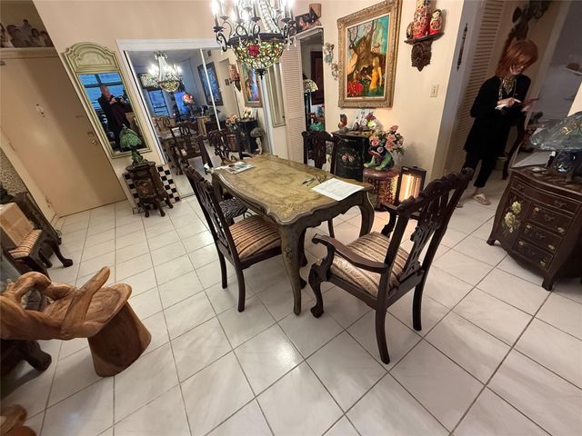 4250 Galt Ocean Drive 11J, Fort Lauderdale, FL 33308