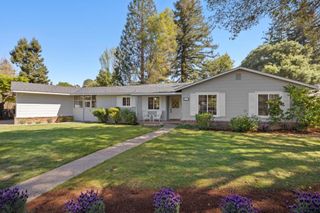 1527 Laurel Place, Menlo Park, CA 94025