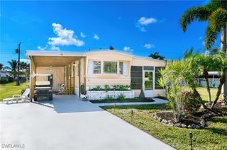 41 Sonderhen DR, Naples, FL 34114