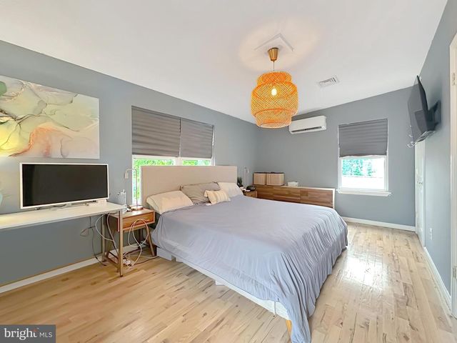717 BROOK ST, Bryn Mawr, PA 19010