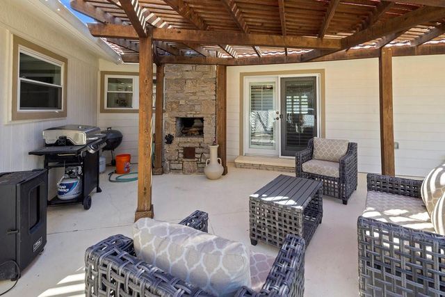 408 Silver Spur, Horseshoe Bay, TX 78657