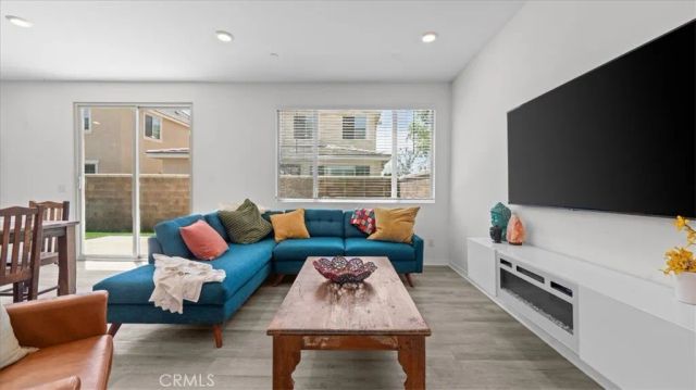 16537 Monteviejo, Fontana, CA 92336