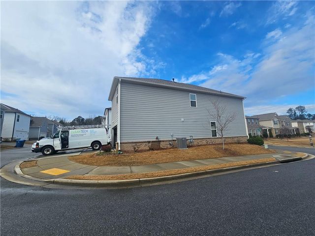 4355 Magpie Drive, Hoschton, GA 30548