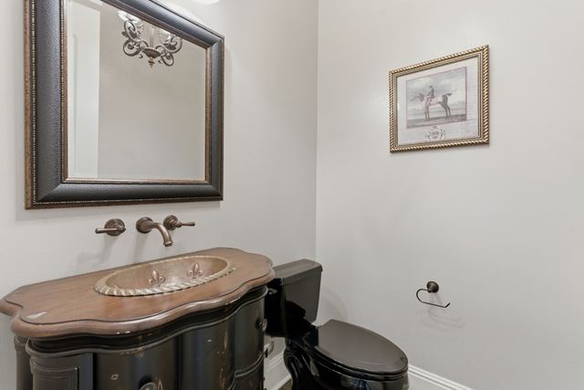 1606 Whispering Hills Dr, Franklin, TN 37069