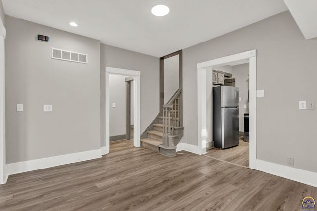 1270 SW Lane ST, Topeka, KS 66604