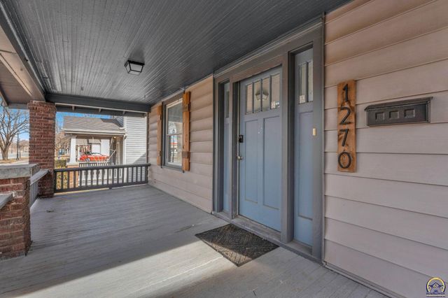 1270 SW Lane ST, Topeka, KS 66604