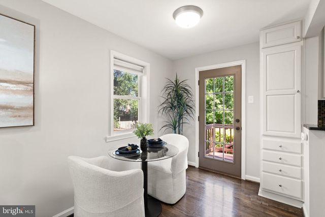 2314 VICTORY DR, Alexandria, VA 22303
