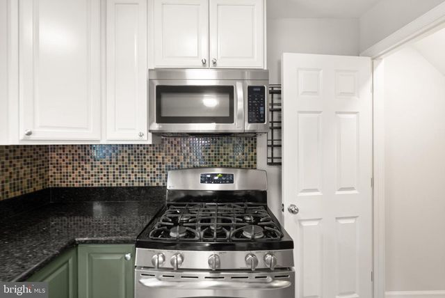 2314 VICTORY DR, Alexandria, VA 22303