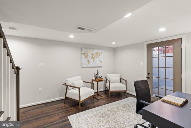 2314 VICTORY DR, Alexandria, VA 22303