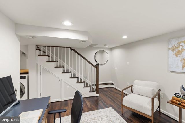 2314 VICTORY DR, Alexandria, VA 22303