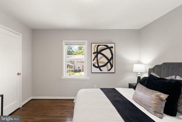 2314 VICTORY DR, Alexandria, VA 22303