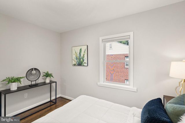 2314 VICTORY DR, Alexandria, VA 22303