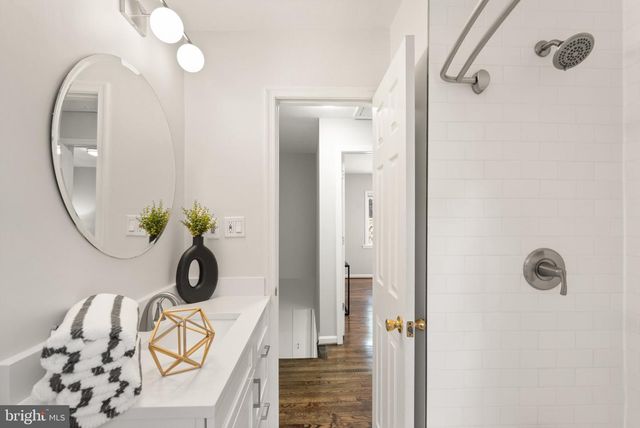 2314 VICTORY DR, Alexandria, VA 22303