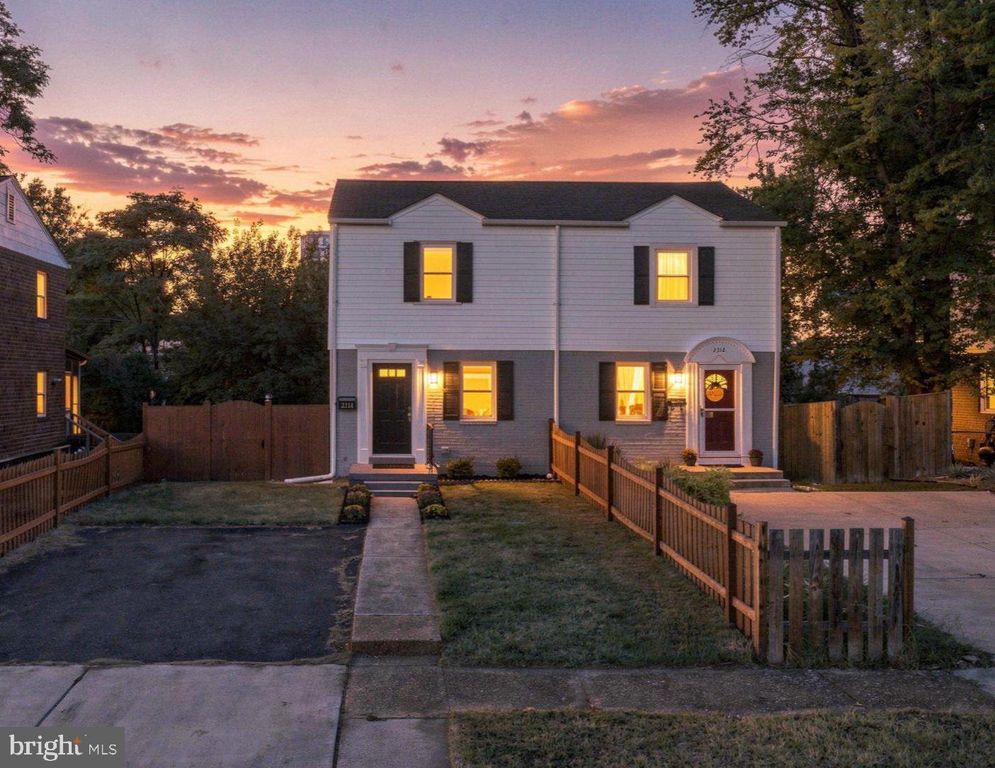 2314 VICTORY DR, Alexandria, VA 22303