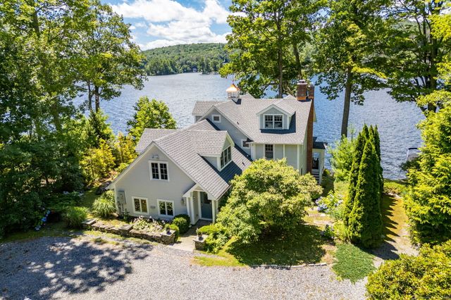 424 East Wakefield Boulevard, Winchester, CT 06098