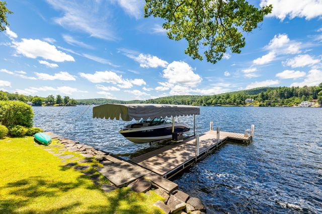 424 East Wakefield Boulevard, Winchester, CT 06098
