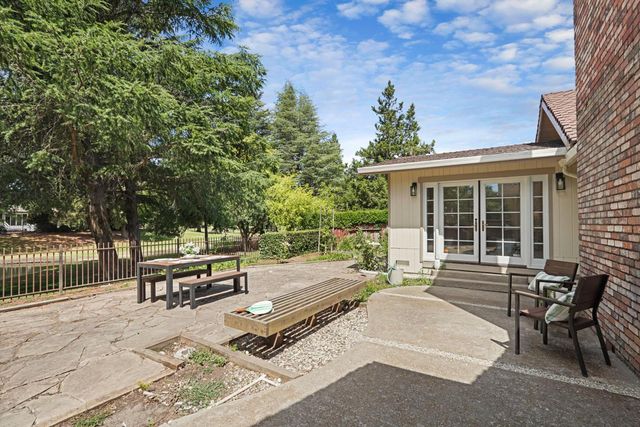 5107 Virtue Arc Dr, Stockton, CA 95207