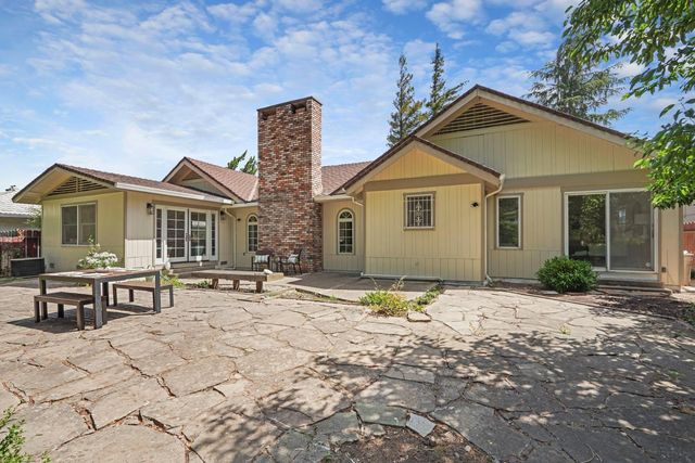 5107 Virtue Arc Dr, Stockton, CA 95207