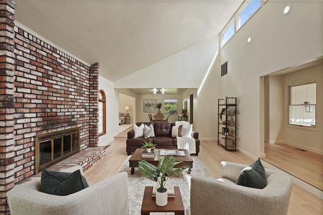 5107 Virtue Arc Dr, Stockton, CA 95207