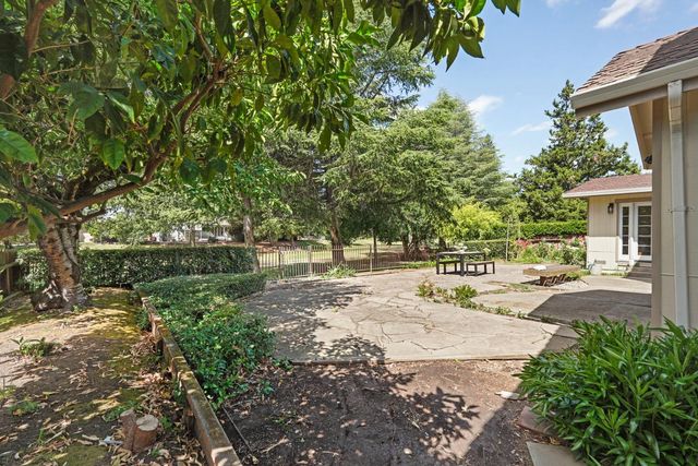 5107 Virtue Arc Dr, Stockton, CA 95207