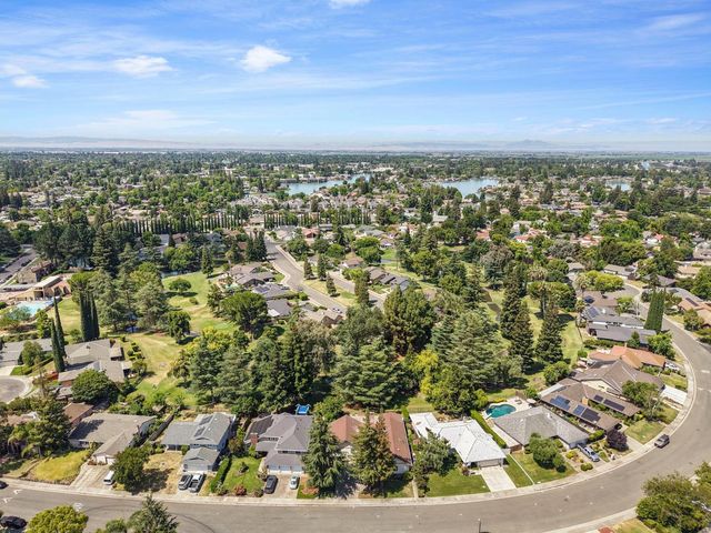 5107 Virtue Arc Dr, Stockton, CA 95207