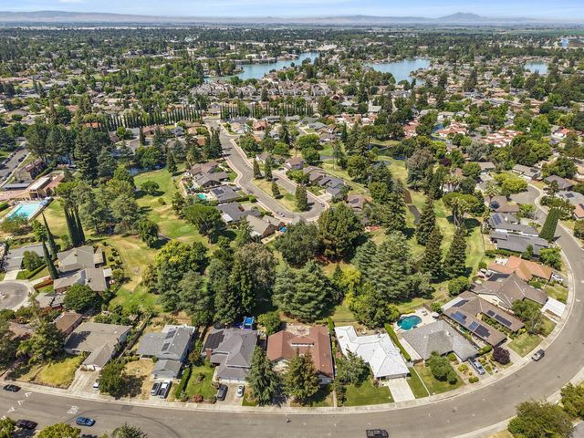 5107 Virtue Arc Dr, Stockton, CA 95207