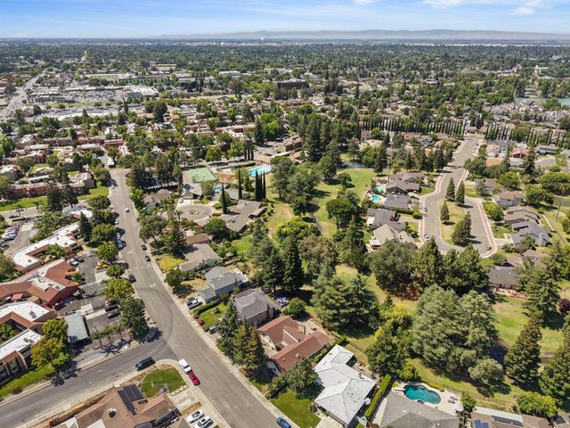 5107 Virtue Arc Dr, Stockton, CA 95207