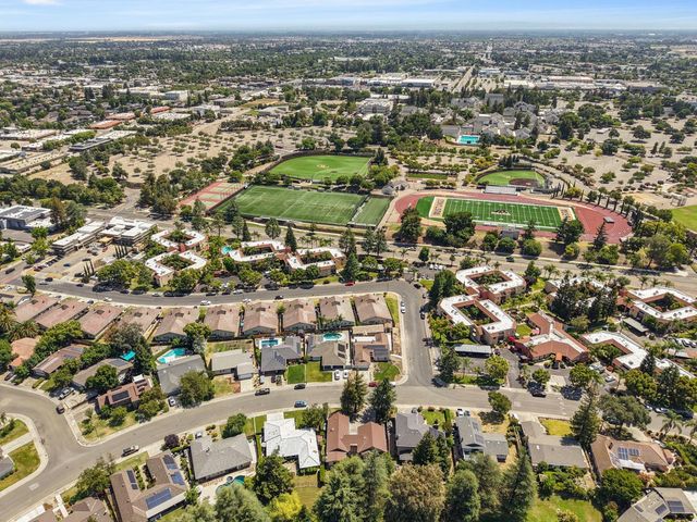 5107 Virtue Arc Dr, Stockton, CA 95207