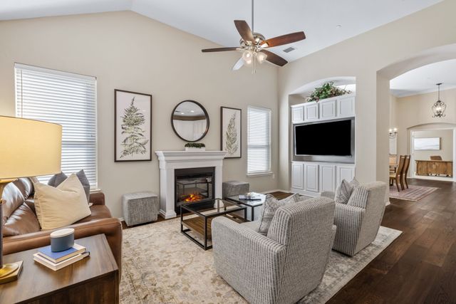 9804 Clocktower Court, Plano, TX 75025