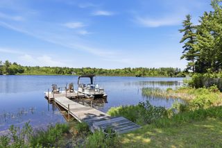 22 Hemlock Circle, Sandown, NH 03873