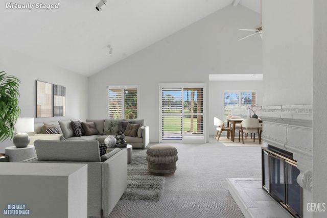 5517 Muirfield Drive, Bakersfield, CA 93306