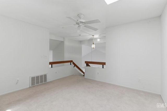 5517 Muirfield Drive, Bakersfield, CA 93306