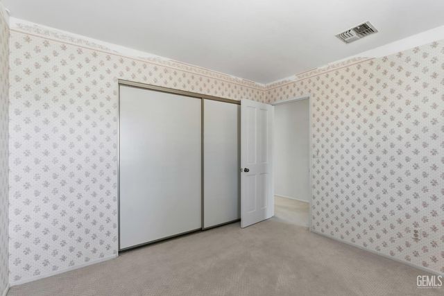 5517 Muirfield Drive, Bakersfield, CA 93306