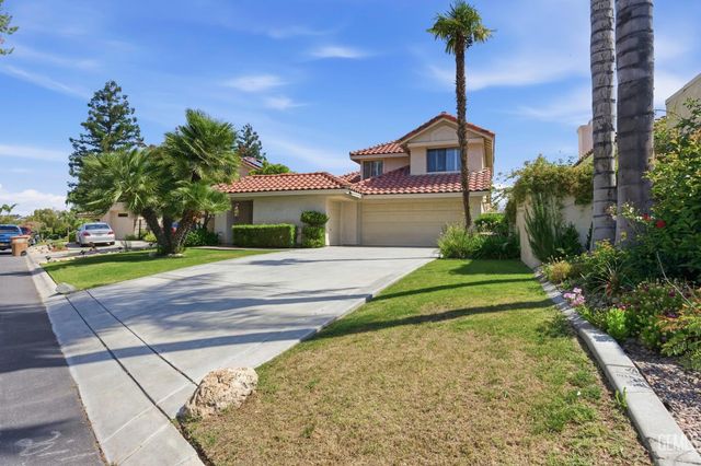 5517 Muirfield Drive, Bakersfield, CA 93306