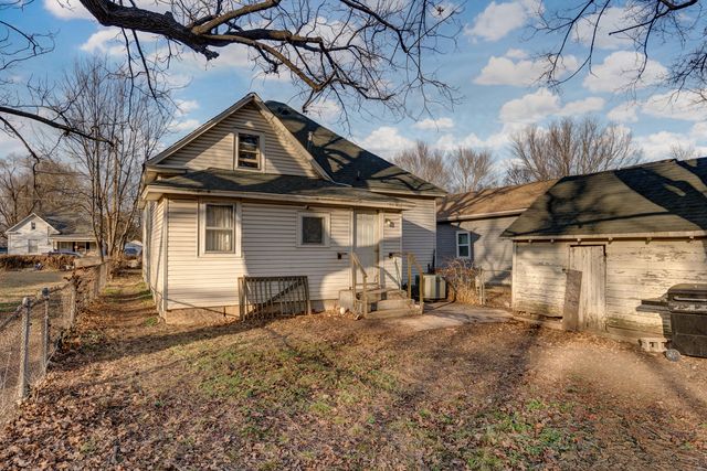 1634 W Lee Street, Springfield, MO 65803