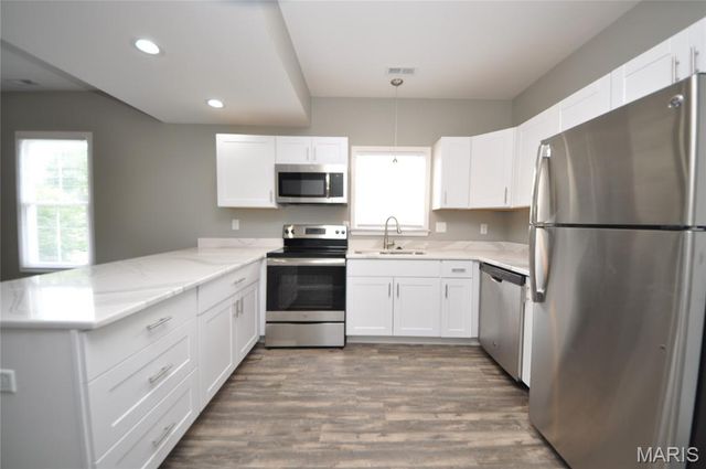 502 S Linn Avenue, Wentzville, MO 63385