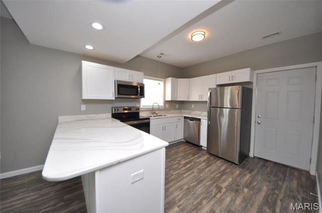 502 S Linn Avenue, Wentzville, MO 63385