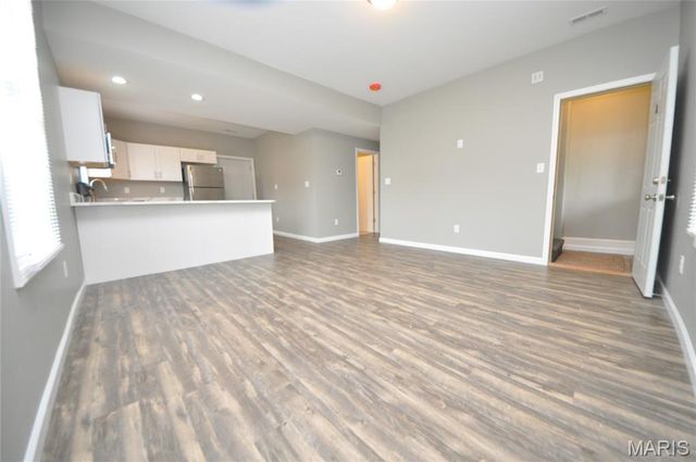 502 S Linn Avenue, Wentzville, MO 63385