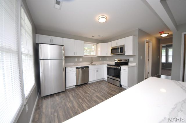 502 S Linn Avenue, Wentzville, MO 63385