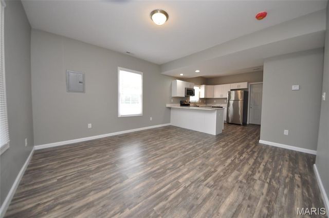502 S Linn Avenue, Wentzville, MO 63385