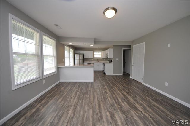 502 S Linn Avenue, Wentzville, MO 63385